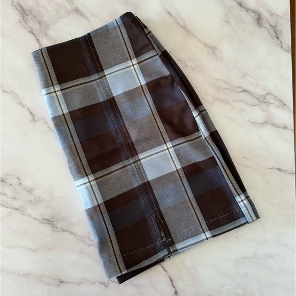 Mini Skirt - Picture 7 of 9